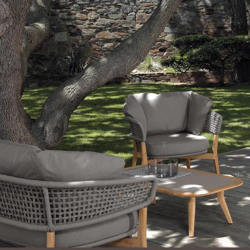 outdoor furniture sale.jpg