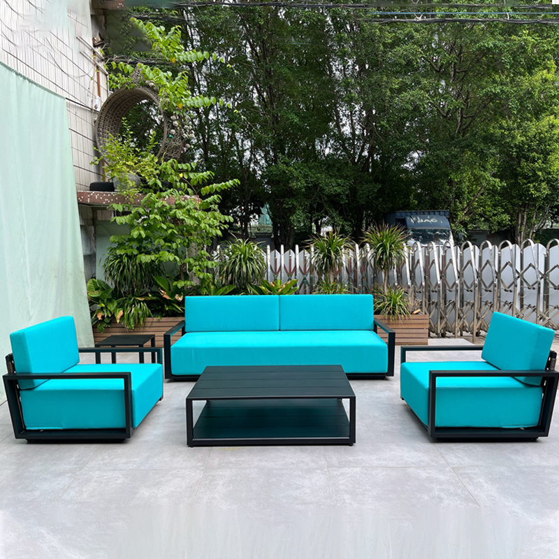 metal garden furniture.jpg